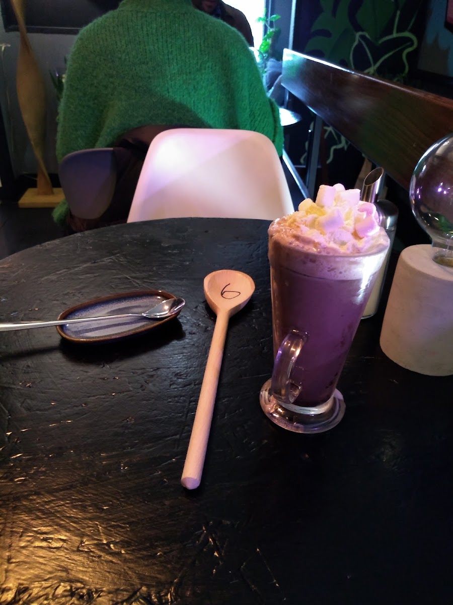 Roots & Grooves Cafe-8