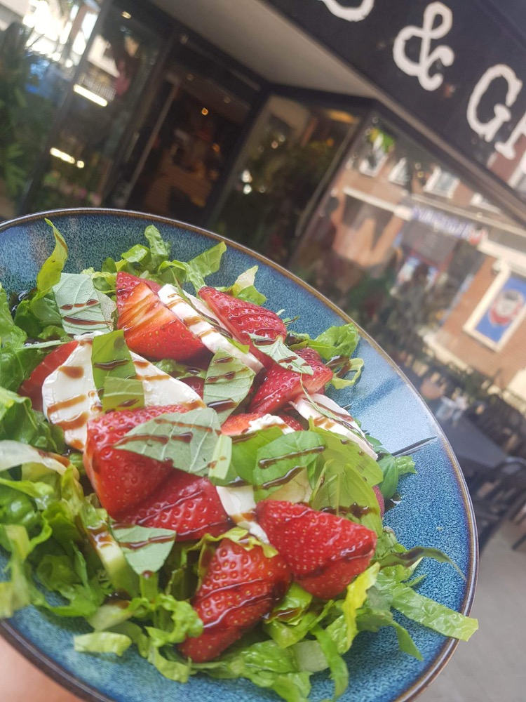 Roots & Grooves Cafe-9